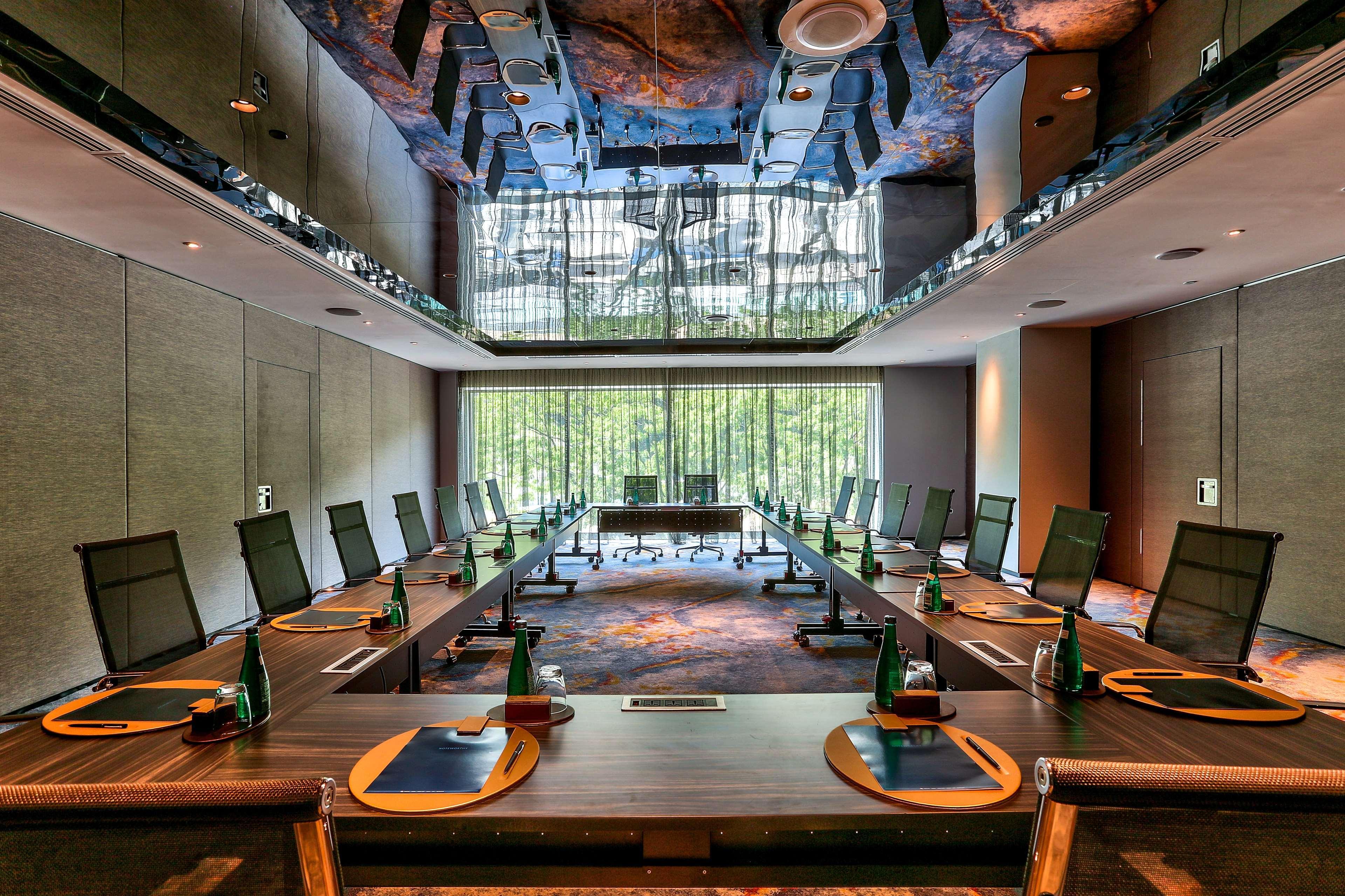 Hotel Hilton Kota Kinabalu Esterno foto Meeting room at the Mandarin Oriental, Munich